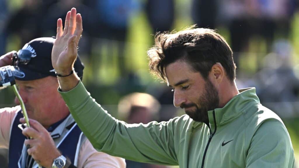 découvrez la marque lacroix sur le dp world tour. plongez dans l'univers du golf avec lacroix, un symbole d'élégance et de performance, qui s'engage à offrir des produits de qualité pour les passionnés et les professionnels.