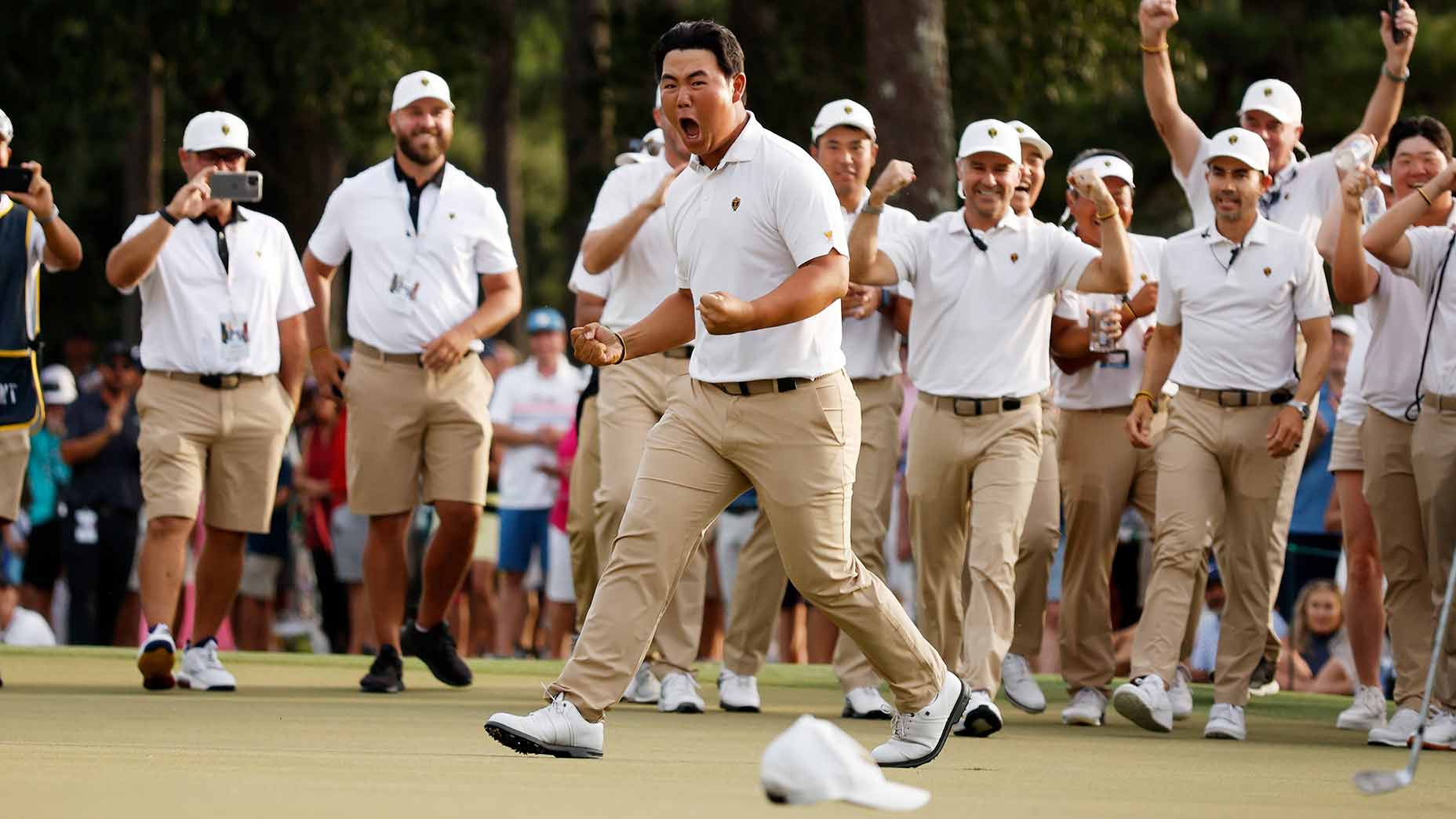 découvrez les excuses de tom kim, un jeune golfeur prometteur, qui a captivé l'attention des médias et des fans. plongez dans son parcours, ses défis et ses réflexions sur ses performances, tout en explorant ce qui fait de lui une figure montante du golf.