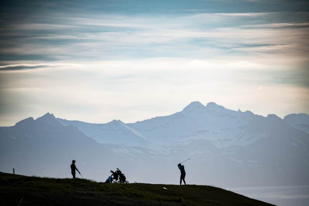 découvrez notre sélection exceptionnelle de clubs de golf, conçus pour améliorer votre performance sur le parcours. que vous soyez débutant ou golfeur expérimenté, trouvez le matériel parfait pour faire passer votre jeu au niveau supérieur.