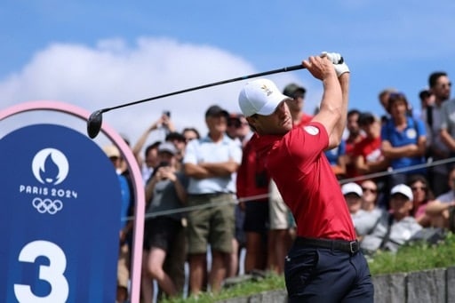 découvrez le parcours incroyable de detry, qui a brillamment terminé 2e au prestigieux bmw pga championship. plongez dans les détails de sa performance impressionnante et les moments forts de cette compétition de golf de haut niveau.