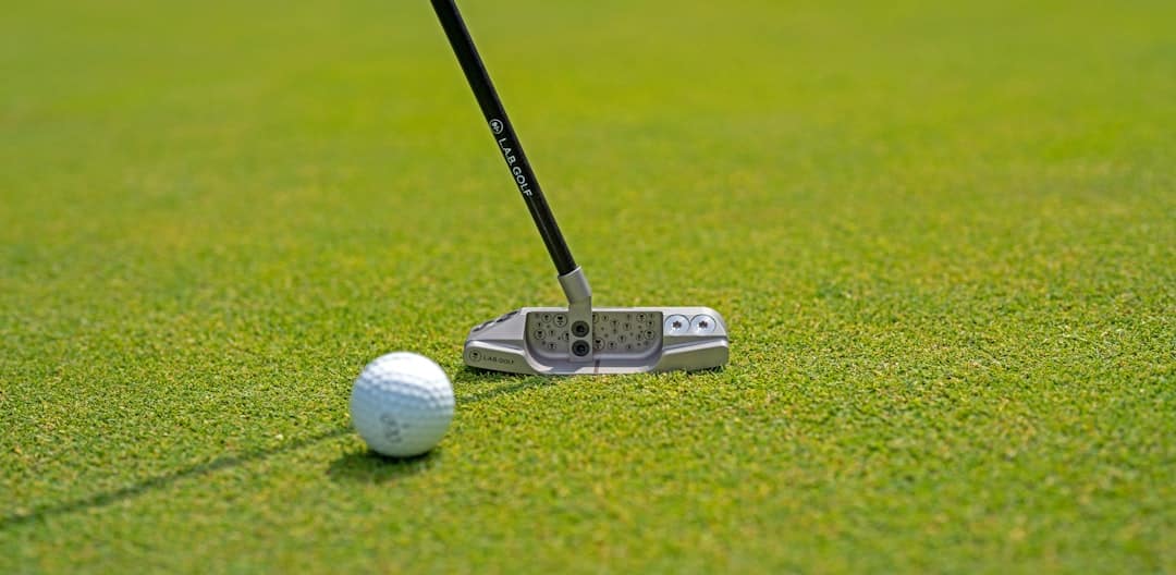 découvrez notre sélection de putters de golf, conçus pour améliorer votre précision et votre performance sur le green. que vous soyez débutant ou joueur avancé, trouvez le putter parfait pour votre style de jeu chez nous.